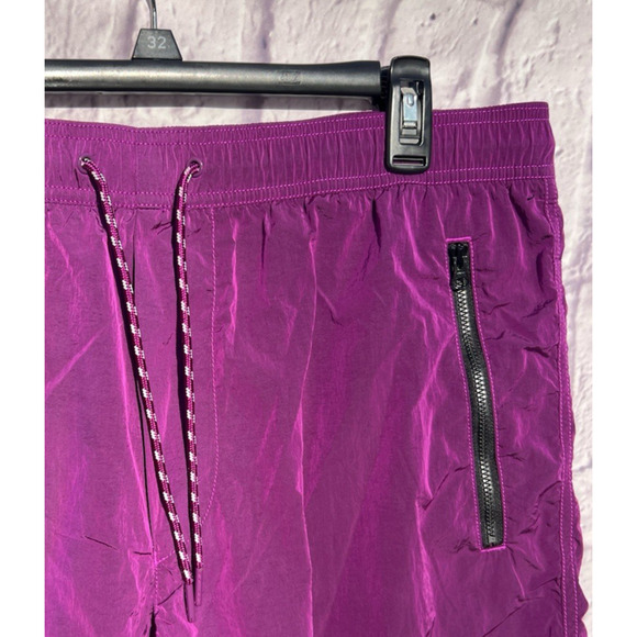 American Eagle Swim Trunks Surf Beach Pool Mens Size L Purple Reflective Shorts - Picture 4 of 5